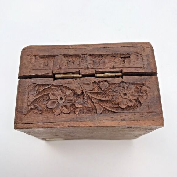 Vintage Hand Carved Wooden Box Inlay Flower Leaves Made In India Hinged Square - Picture 8 of 15